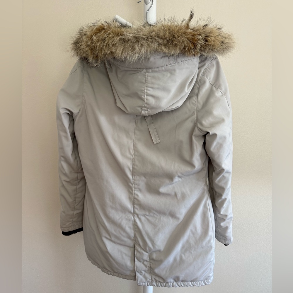 Canada Goose Women's Ski Jacket - White - Picture 8 of 9